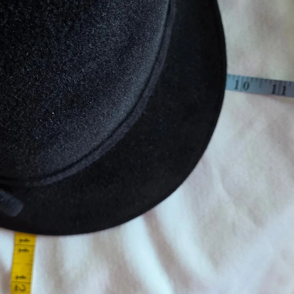 Eric Javits Cloche Hat Women Sz 7 1/8 Black Excellent Wool Felt Bow Packable USA - Picture 8 of 8